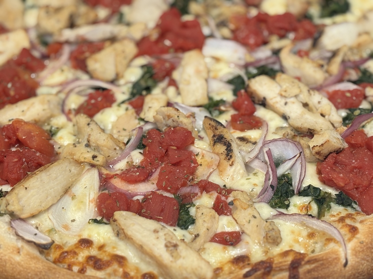 CHICKEN WHITE PIZZA image